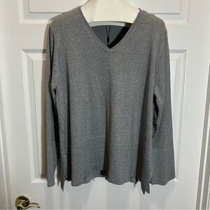 Cable & Gauge Metallic Gray Knit Top
